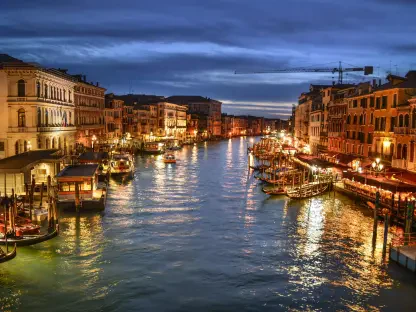 Wie optimiert der neue Fahrplan die Reise nach Venedig?
